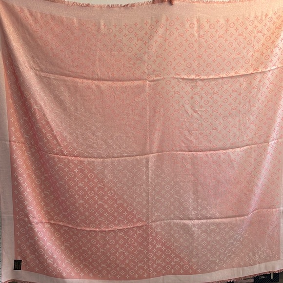 Louis Vuitton ombré Scarf / Shawl - Picture 3 of 3